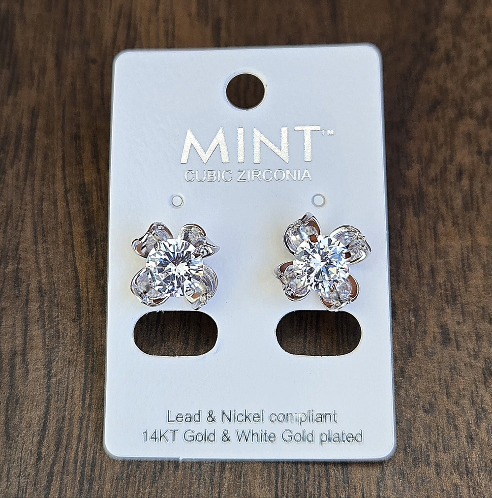 Cubic Zirconia Flower Stud Earrings - NWOT
